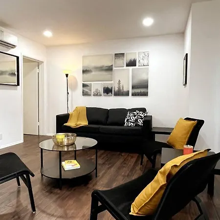 Hollywood Business Apartments